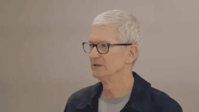 蒂姆·库克谈苹果50年：iPhone发布仍是他心中最难忘的时刻