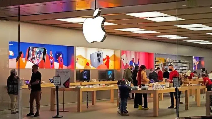 苹果关闭美国三家零售店，包括首个工会门店
